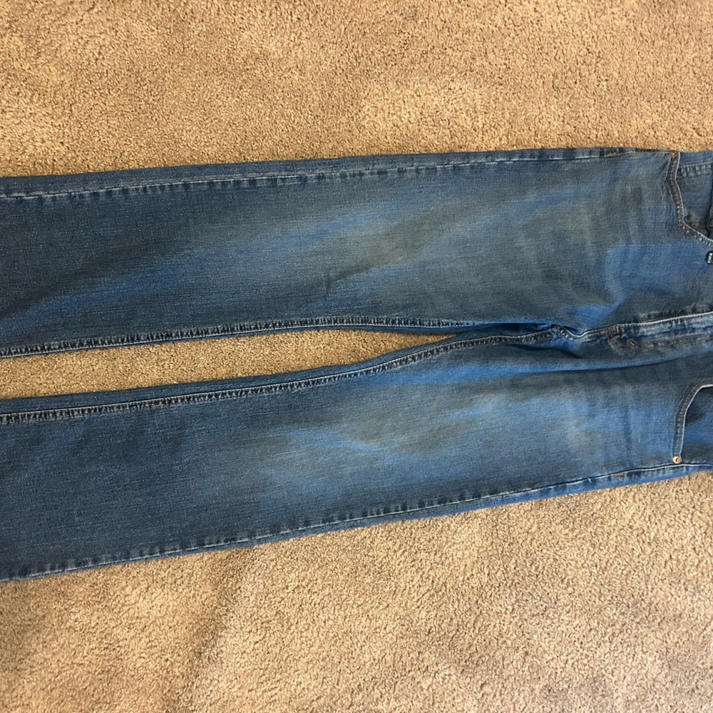 Signature by Levi Strauss Men's Medium Blue Bootcut Jeans